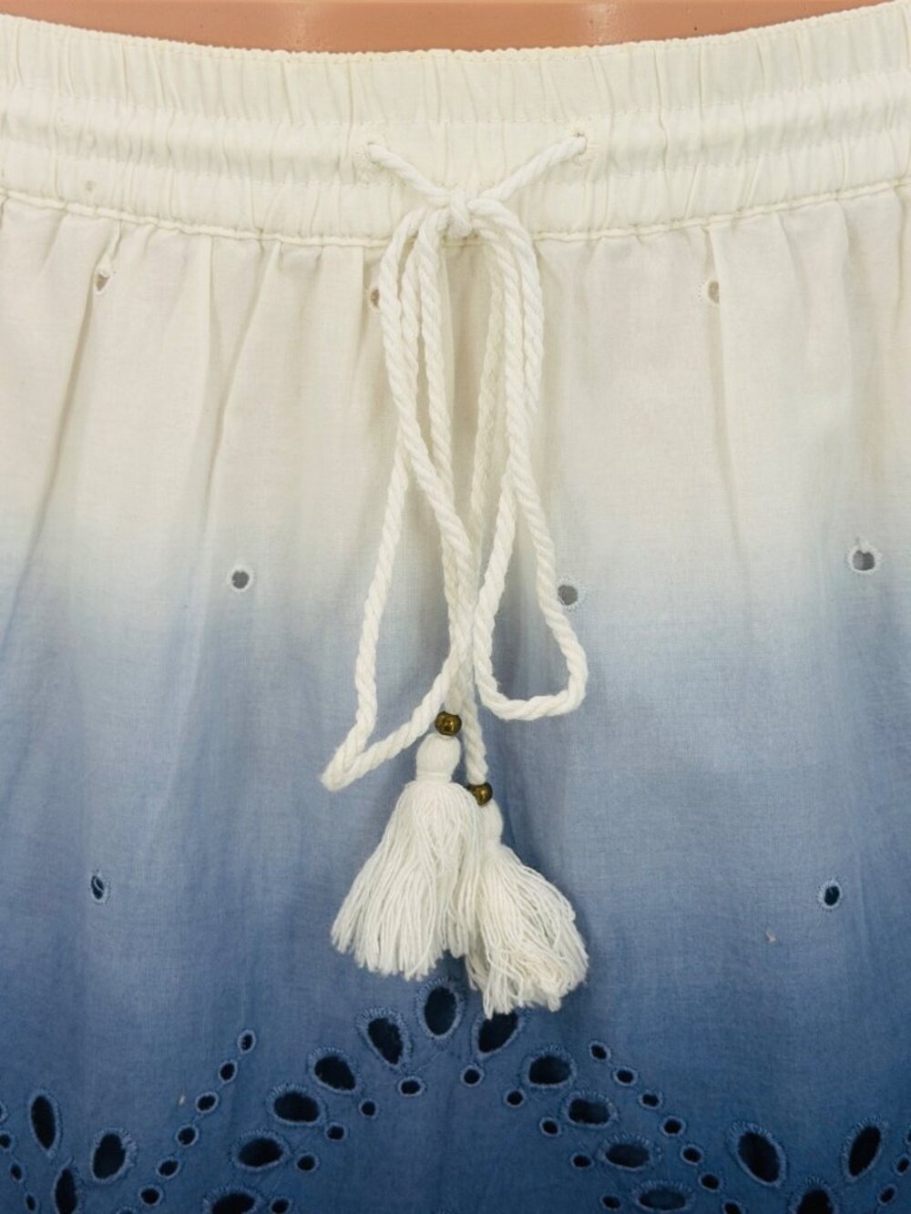 Express White Blue Ombre Eyelet Scalloped Tassel Mini Skirt | Coastal Boho 2K10s - Picture 3 of 16
